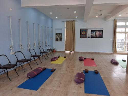 himalayan wellness retreats