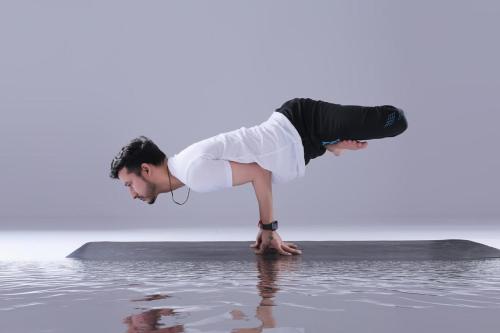 himalayan wellness retreats