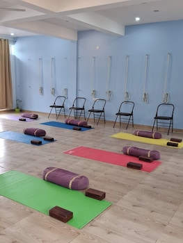 himalayan wellness retreats