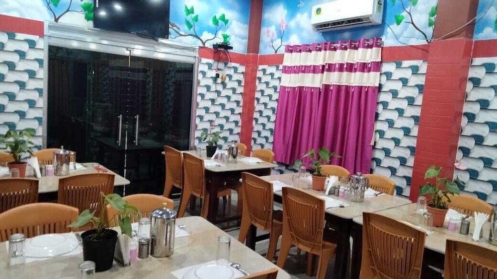 deteex hotel baluchar