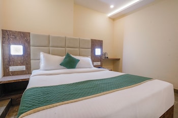 crystal by glitz hotels