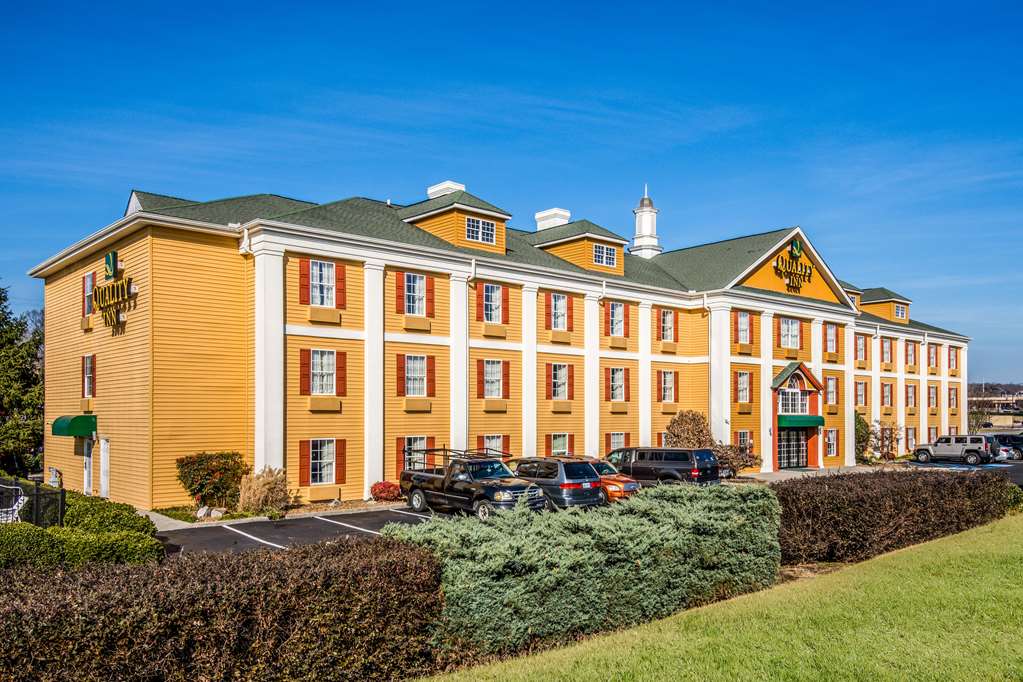 quality inn oak ridge