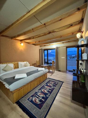 mystic pangong