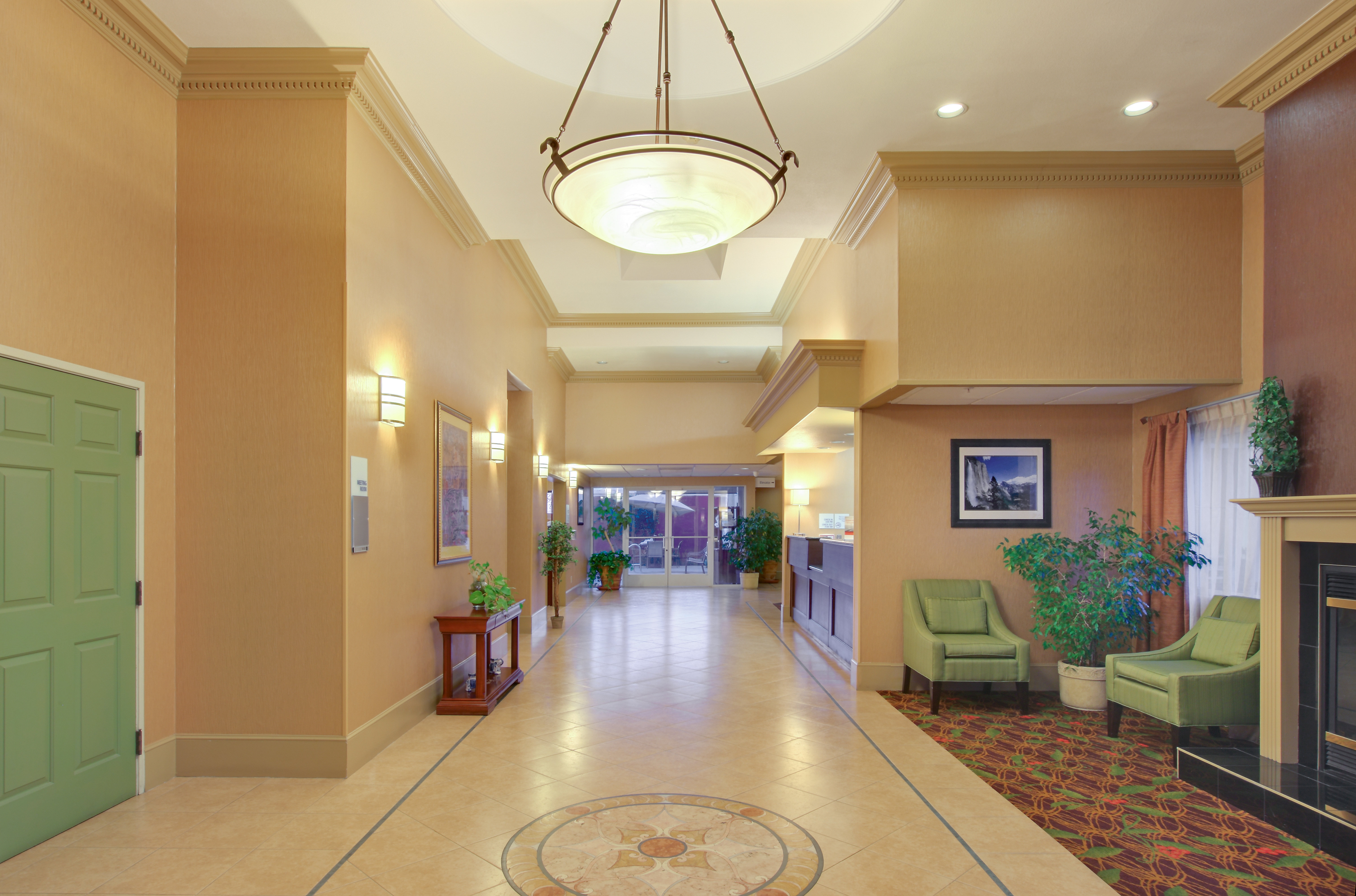 holiday inn express oakdale by ihg