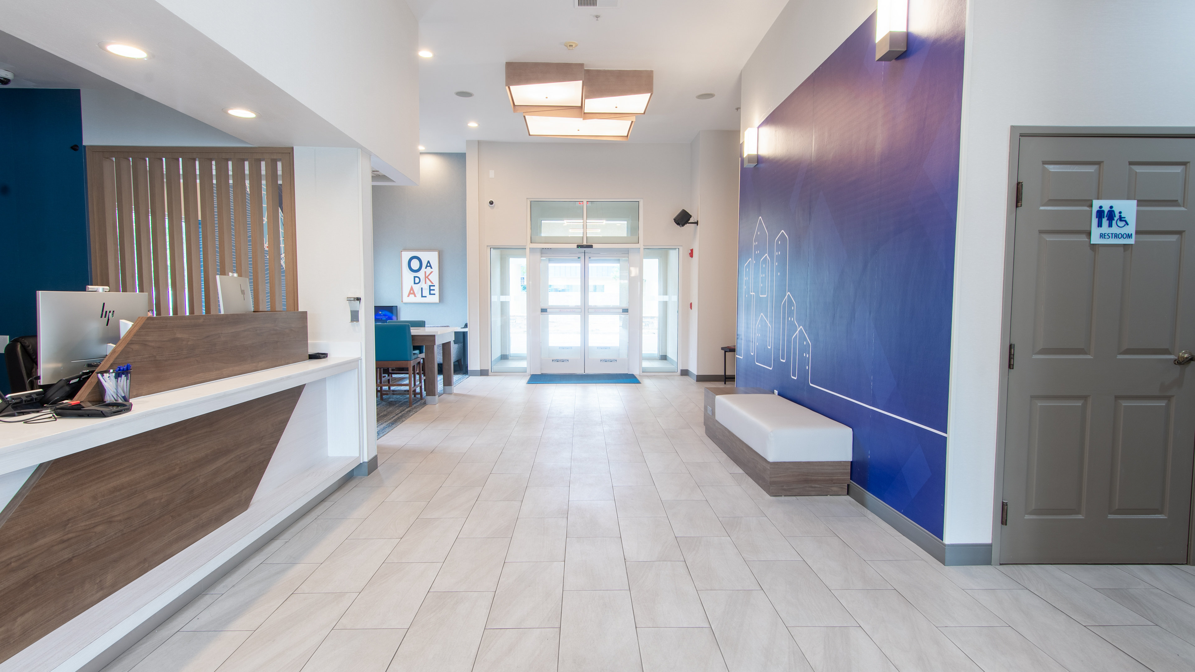 holiday inn express oakdale by ihg