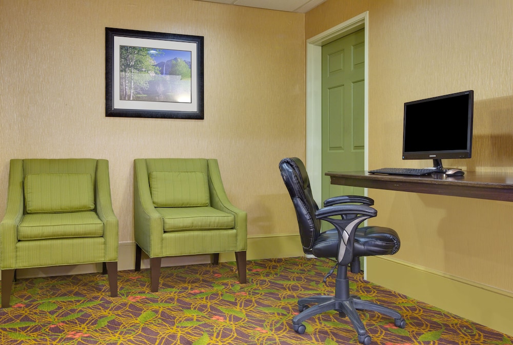 holiday inn express oakdale by ihg