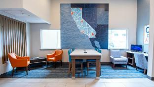 holiday inn express oakdale by ihg