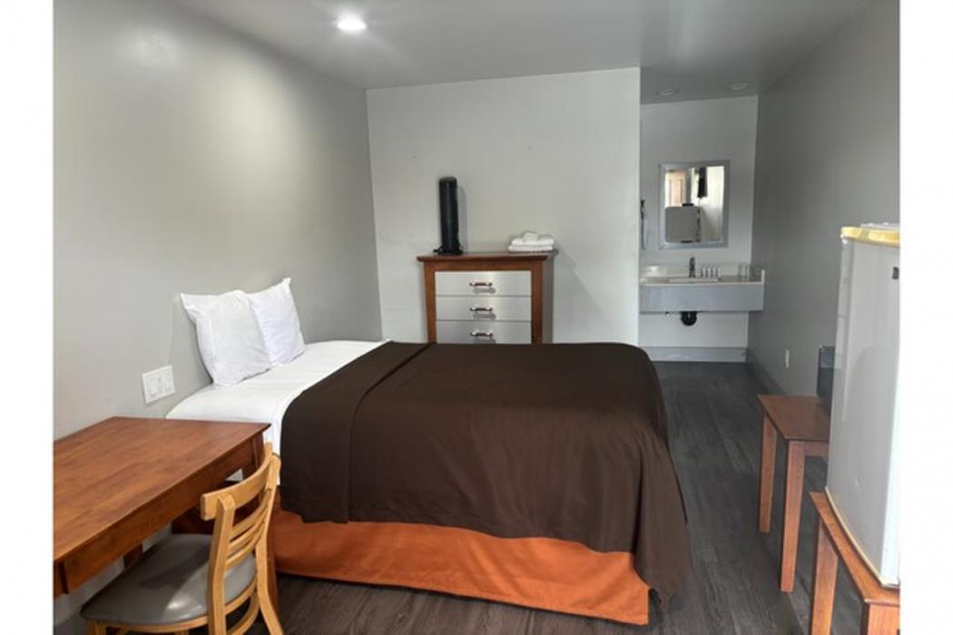 6 rivers motel