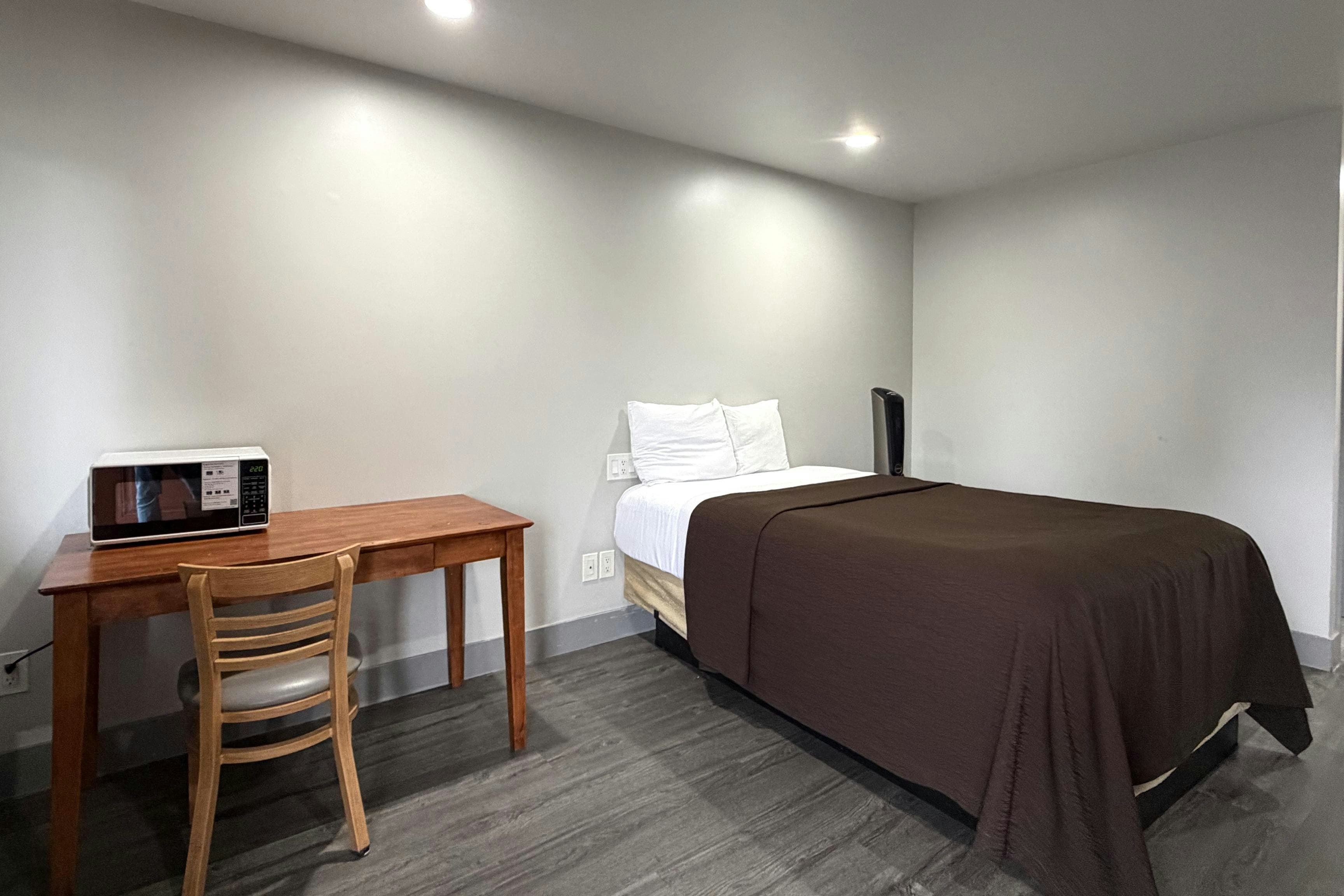 6 rivers motel