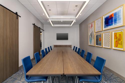 holiday inn express and suites huntsville northeast by ihg