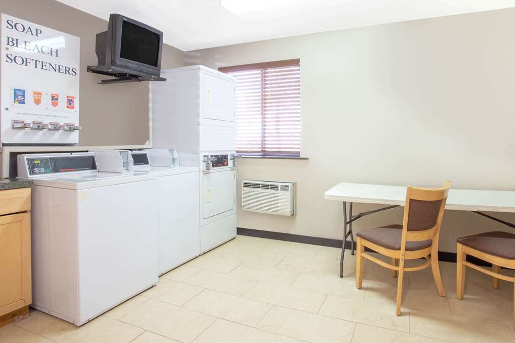 super 8 by wyndham billings