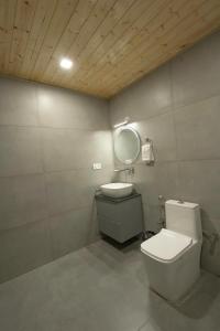 excel hotels and resorts mall road nainital