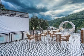 excel hotels and resorts mall road nainital