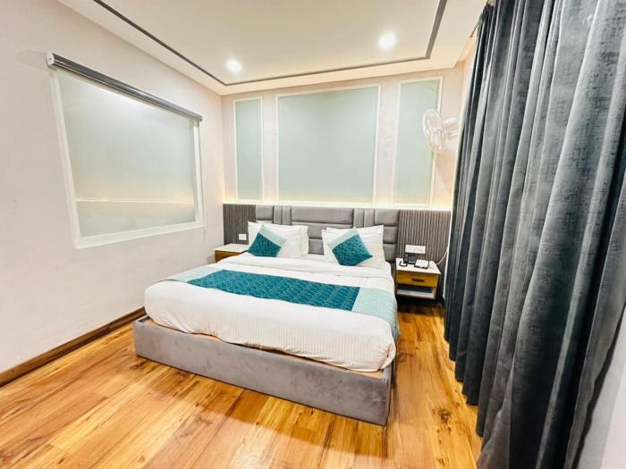 excel hotels and resorts mall road nainital