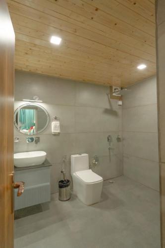 excel hotels and resorts mall road nainital