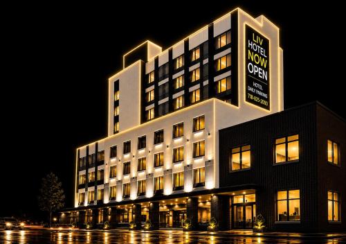 liv hotel bronx