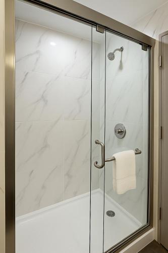 liv hotel bronx
