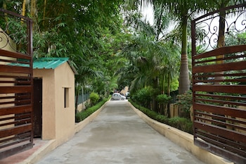 chiraiya resort and hotels