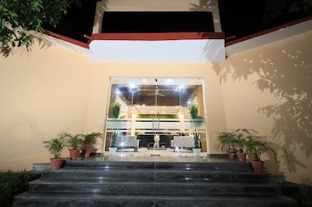 chiraiya resort and hotels