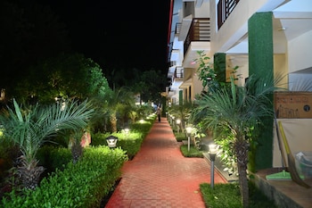 chiraiya resort and hotels
