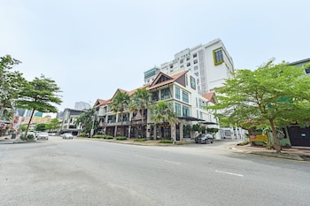 collection o melaka near dataran pahlawan formerly ideals hotel