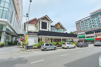 collection o melaka near dataran pahlawan formerly ideals hotel