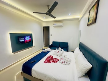 Hotel Soya - Best Hotel Ac Rooms Surat,,3 star