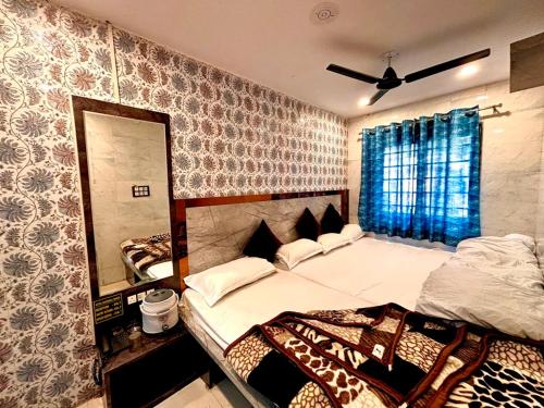 hotel khushhal manzil