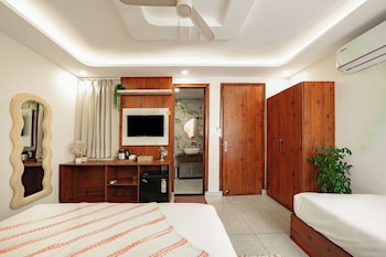 hummingbird a luxury stay