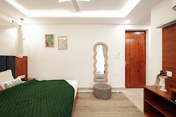 hummingbird a luxury stay