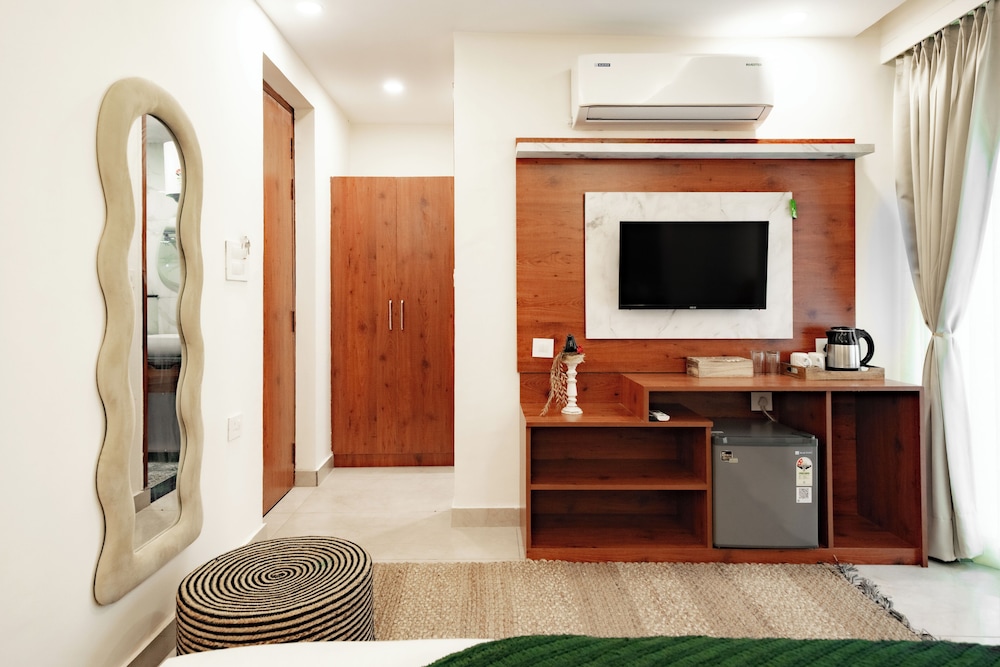 hummingbird a luxury stay