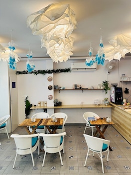 hummingbird a luxury stay