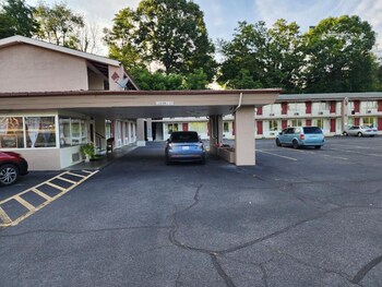 The Edyn Motel,,0 star