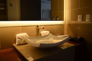 holiday inn queretaro zona diamante by ihg
