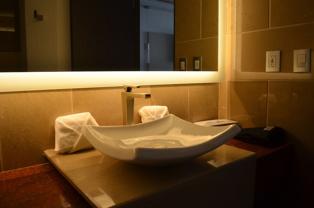 holiday inn queretaro zona diamante by ihg