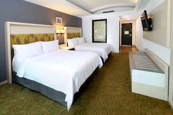 holiday inn queretaro zona diamante by ihg
