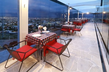 holiday inn queretaro zona diamante by ihg