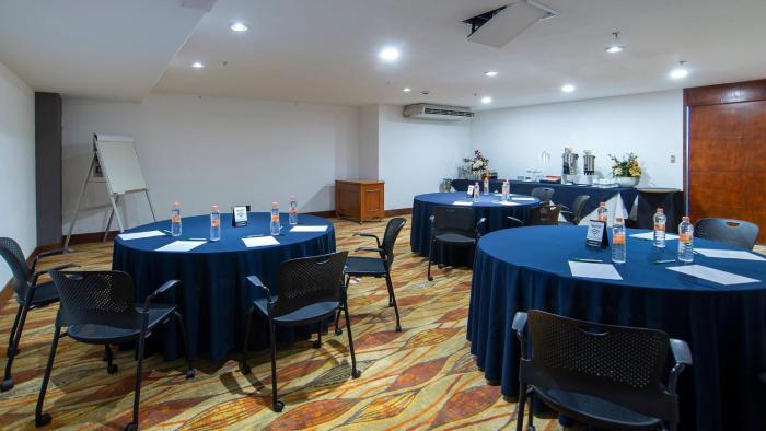 holiday inn queretaro zona diamante by ihg