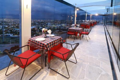 holiday inn queretaro zona diamante by ihg