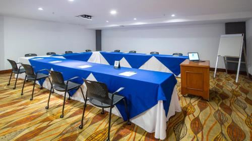 holiday inn queretaro zona diamante by ihg