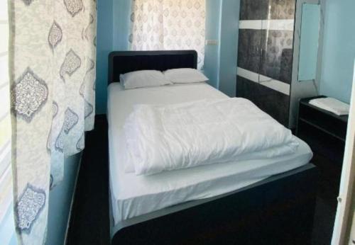 Jc Residence,,2 star