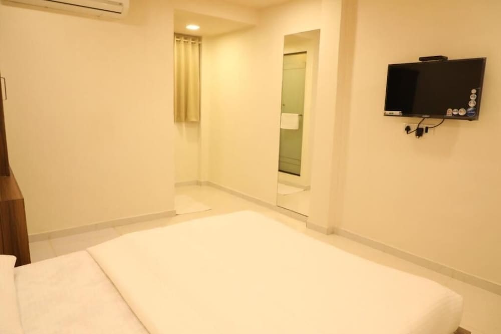 galaxy inn by glitz hotels