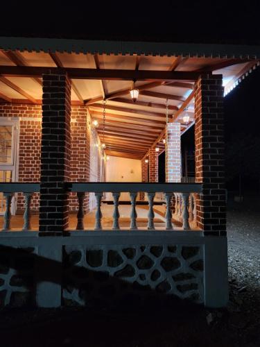 The Windsor Villa,,2 star