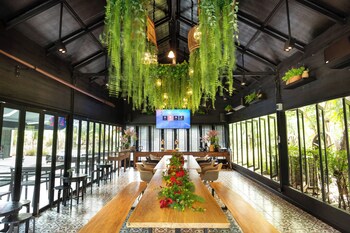 suan pa khao lom homestay