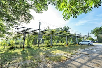 suan pa khao lom homestay