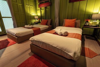 suan pa khao lom homestay