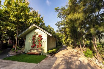 suan pa khao lom homestay