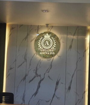 hotel aditya inn