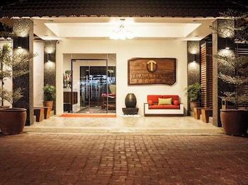 Palette Telaga Terrace Resort,,2 star