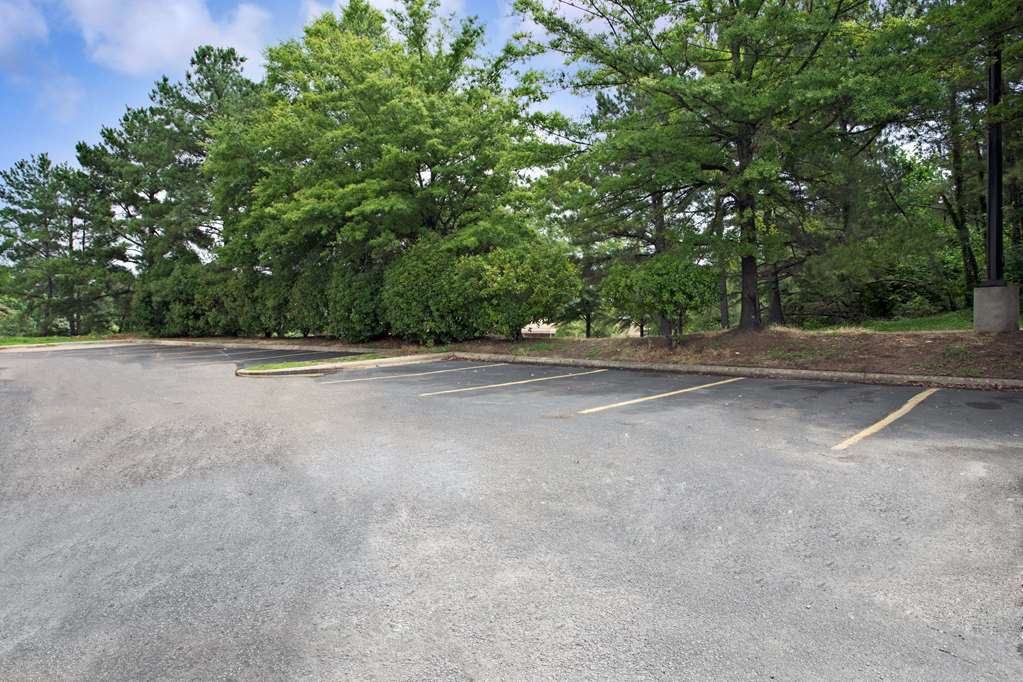 super 8 by wyndham raleigh downtown